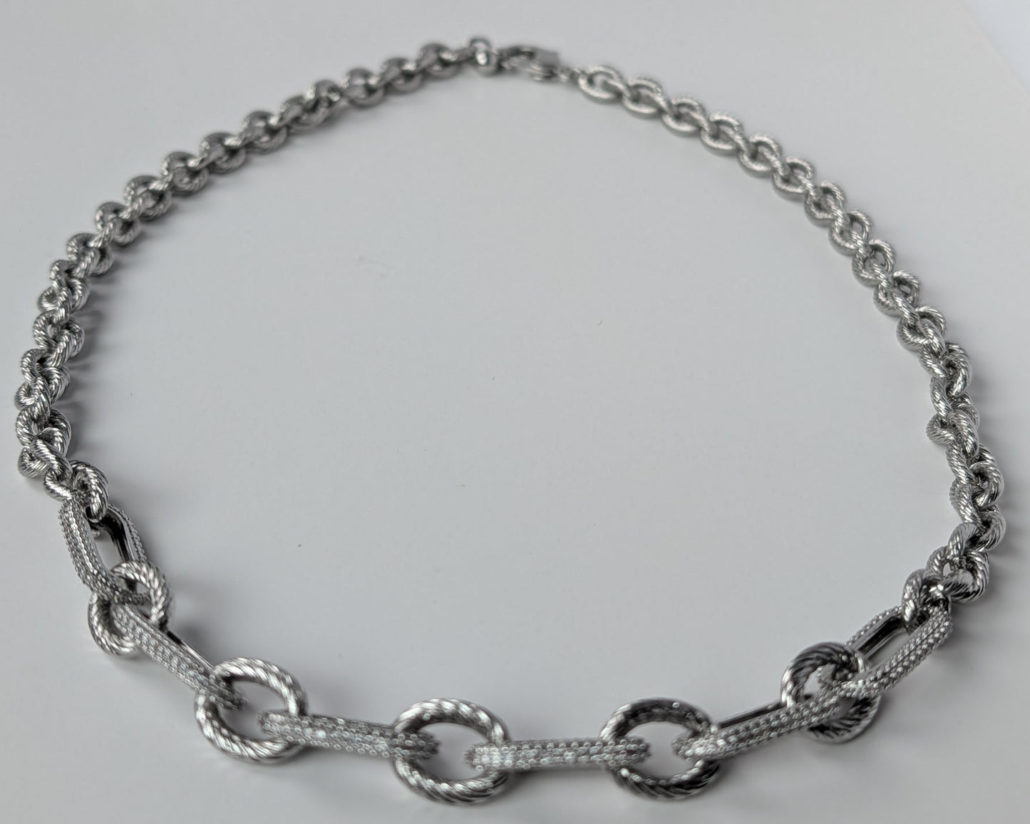 Silver chain necklace
