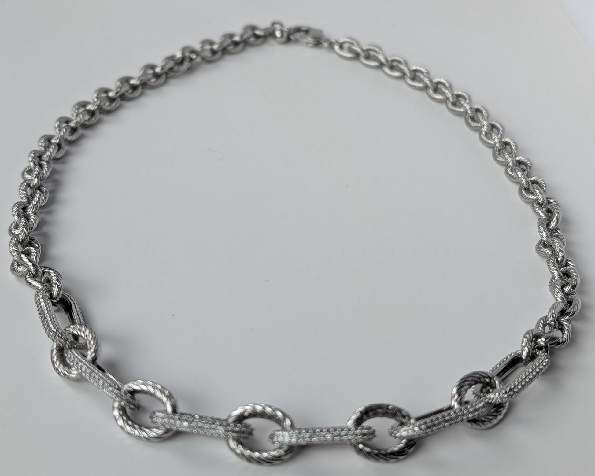Silver chain necklace