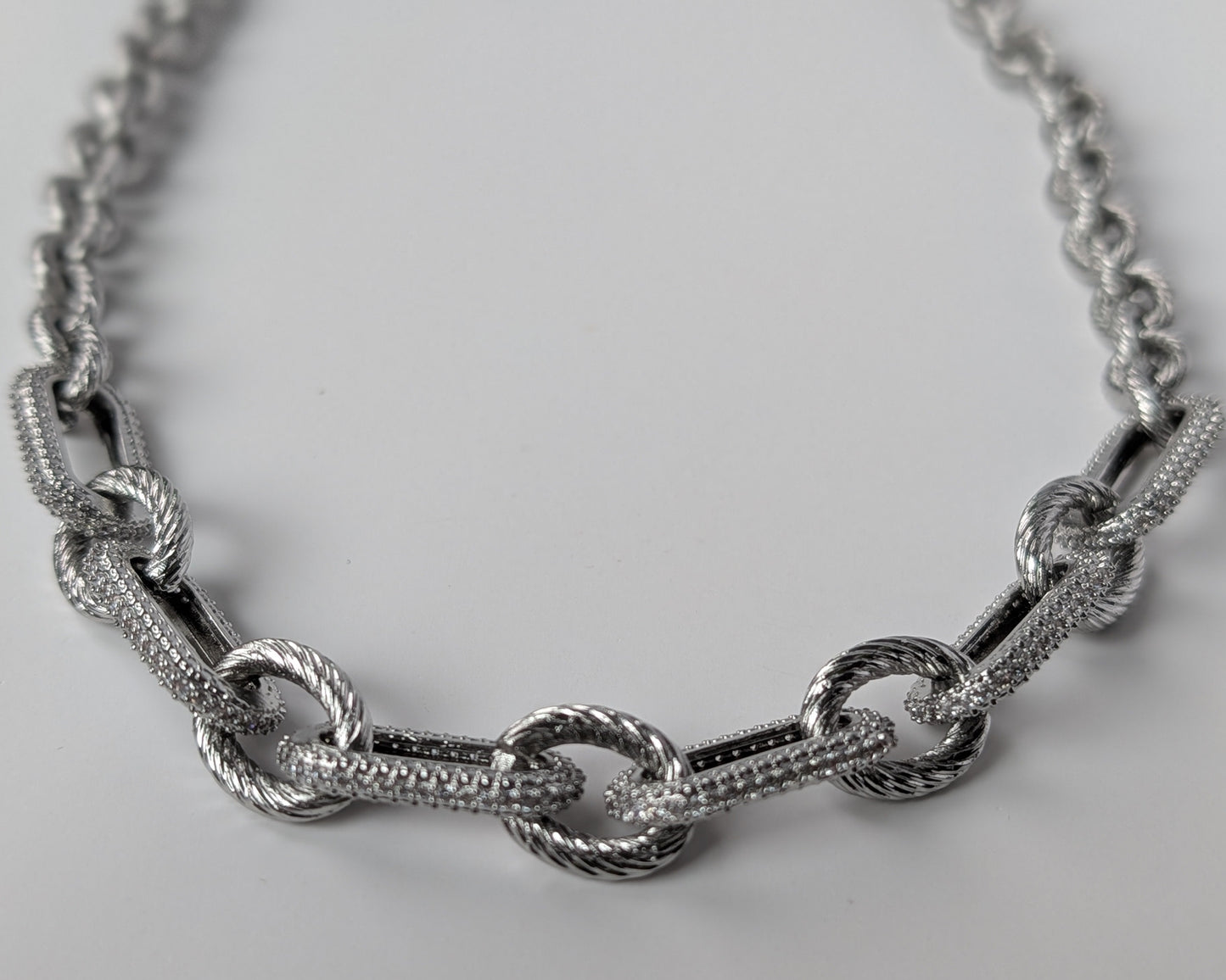 Silver chain necklace